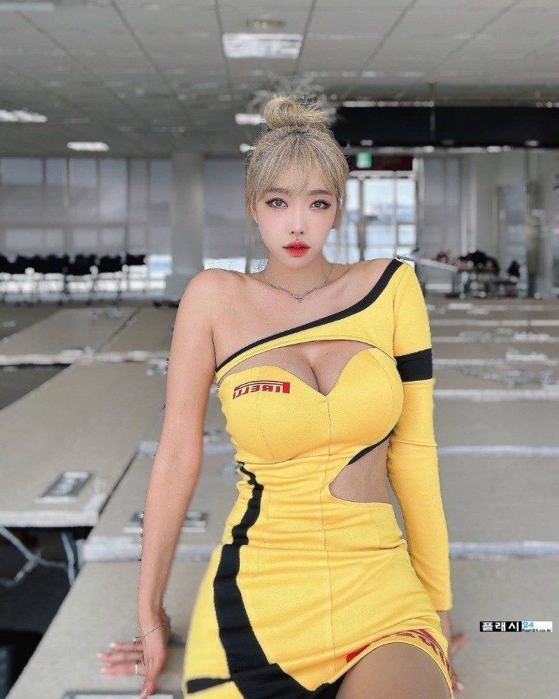 레이싱모델 강이나의 매혹-8