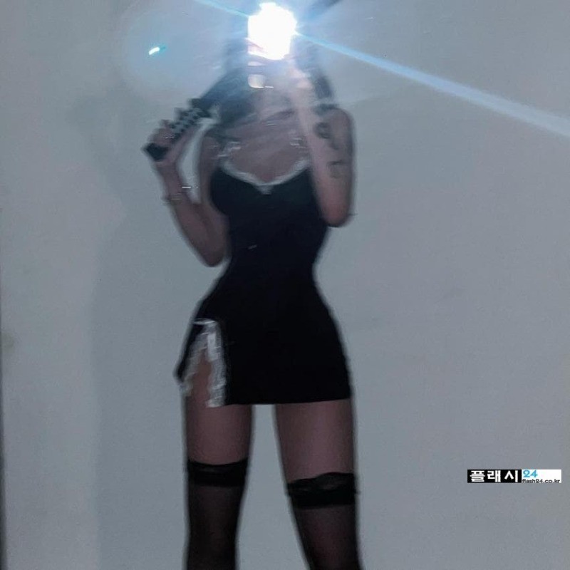 타투 있어도 데이트 가능한 처자-3