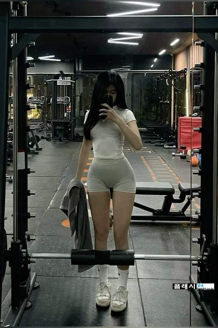 이제는 필수라는 헬스장 셀카-3