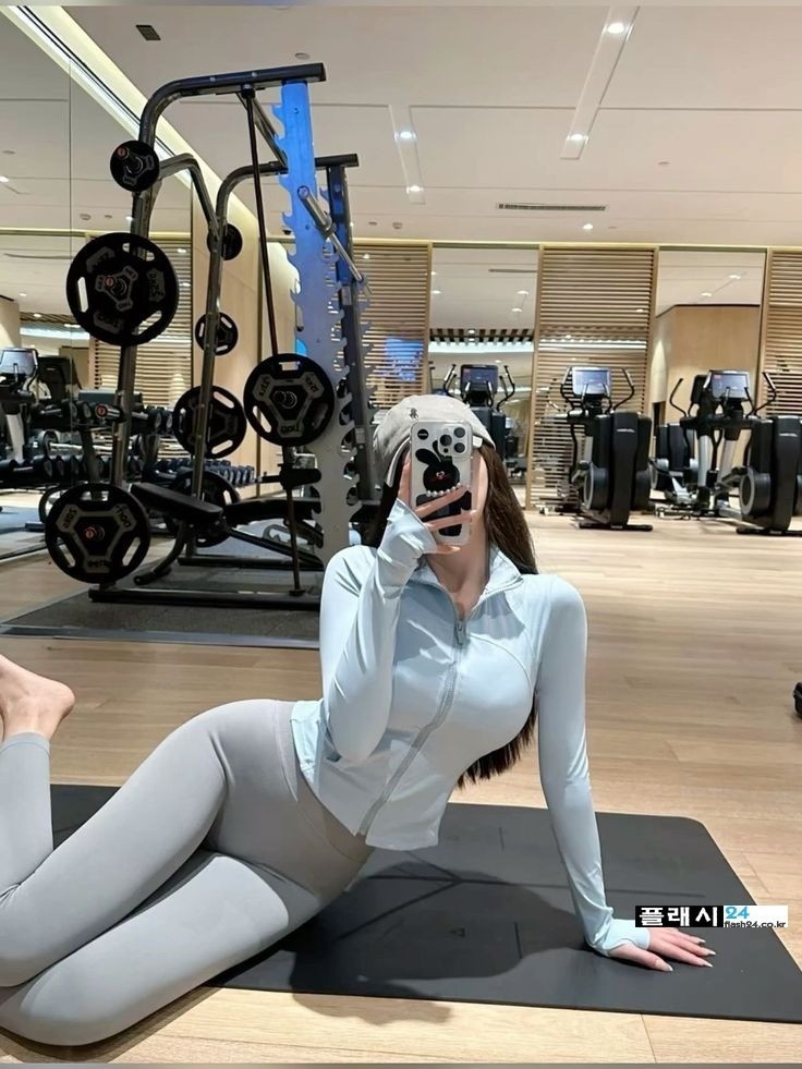 이제는 필수라는 헬스장 셀카-5