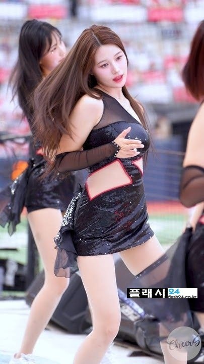 골반댄스에 최적화된 이예빈 치어리더-4