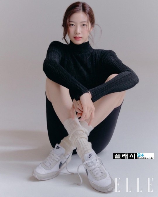 건강미 넘치는 레깅스 르세라핌 카즈하-6