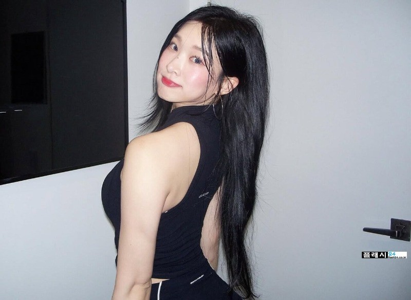 96년생 헬창 유부녀 누나 박다빈-4
