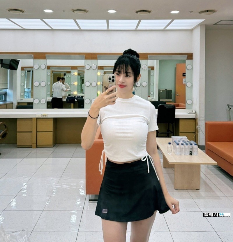 서동주, 단순 패션에도 숨길 수 없는-3