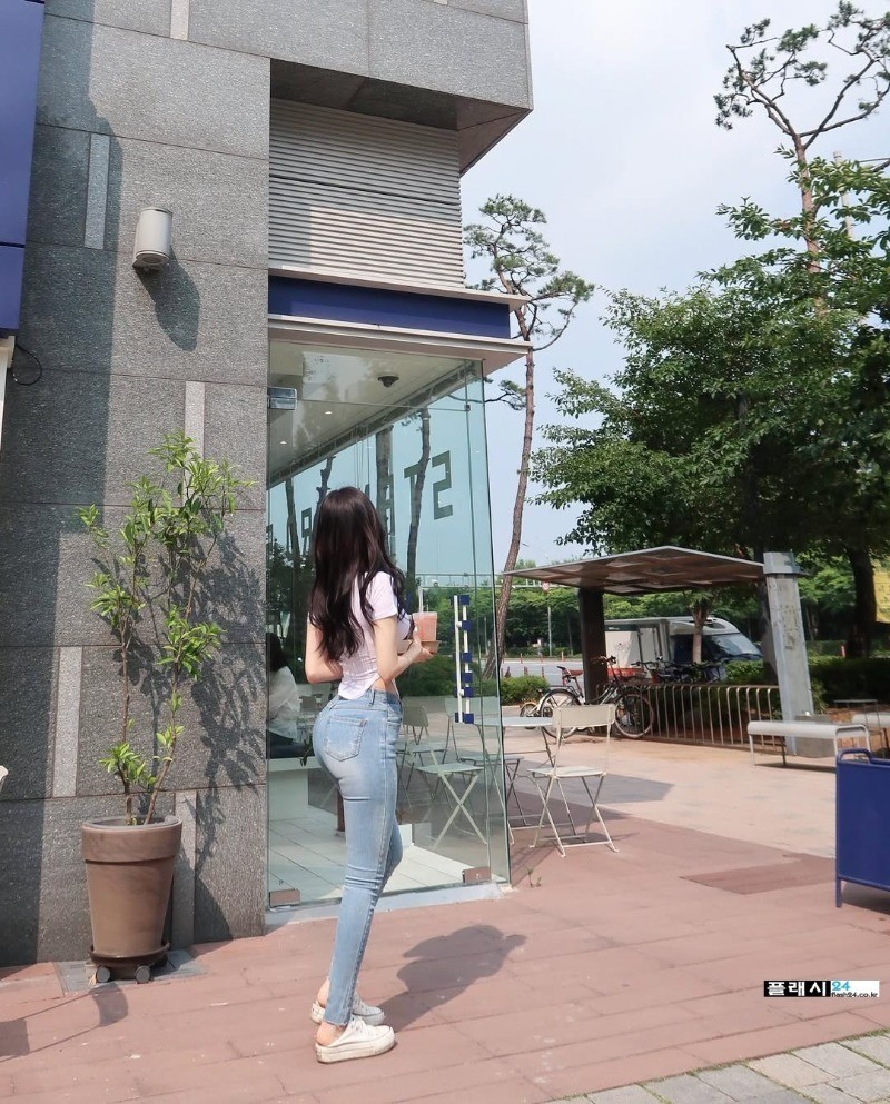 피팅모델 최고의 몸매를 지니셨다는 분 애니스-3