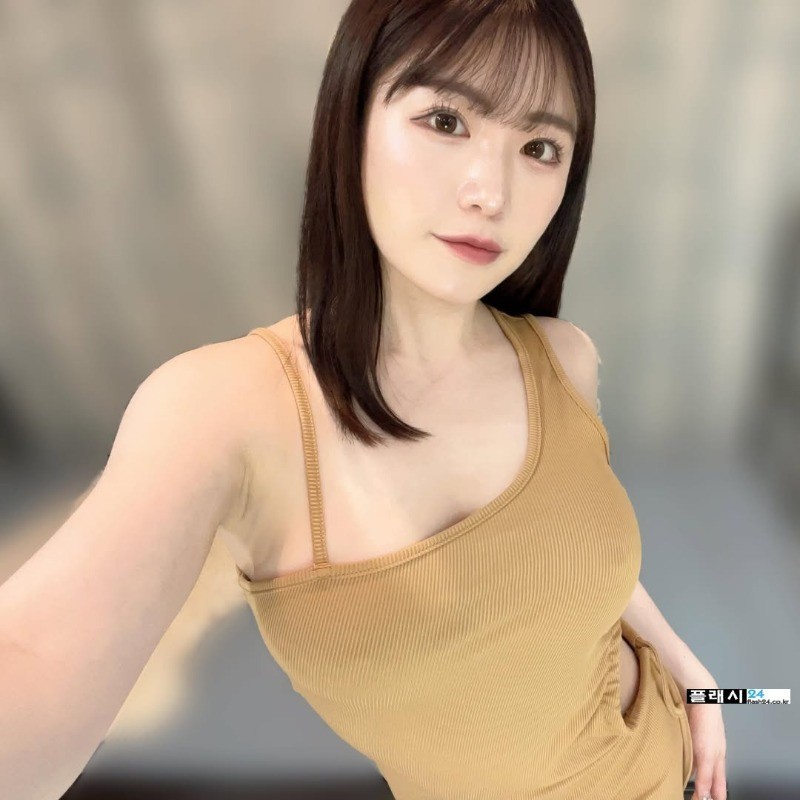 몸매 좋은 배우 메구로 히나미-7