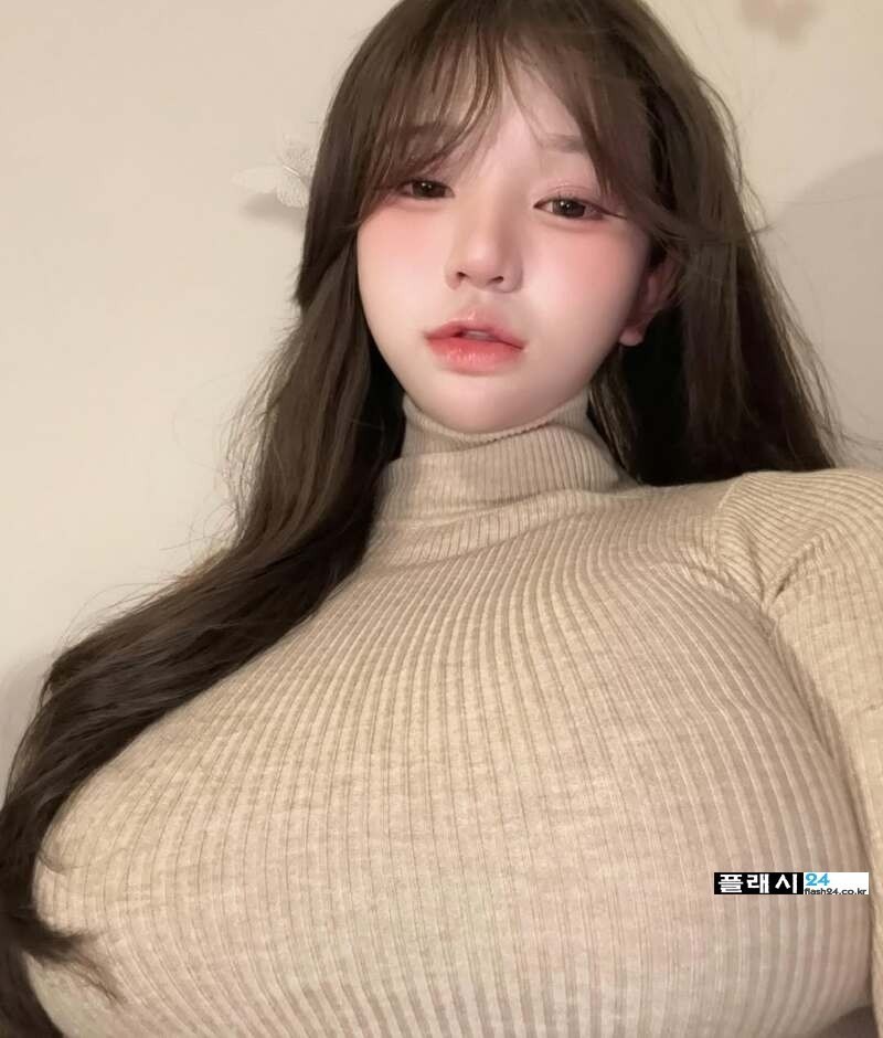 한복 입고 경복궁 놀러온 갓경 누나 반전 매력-5