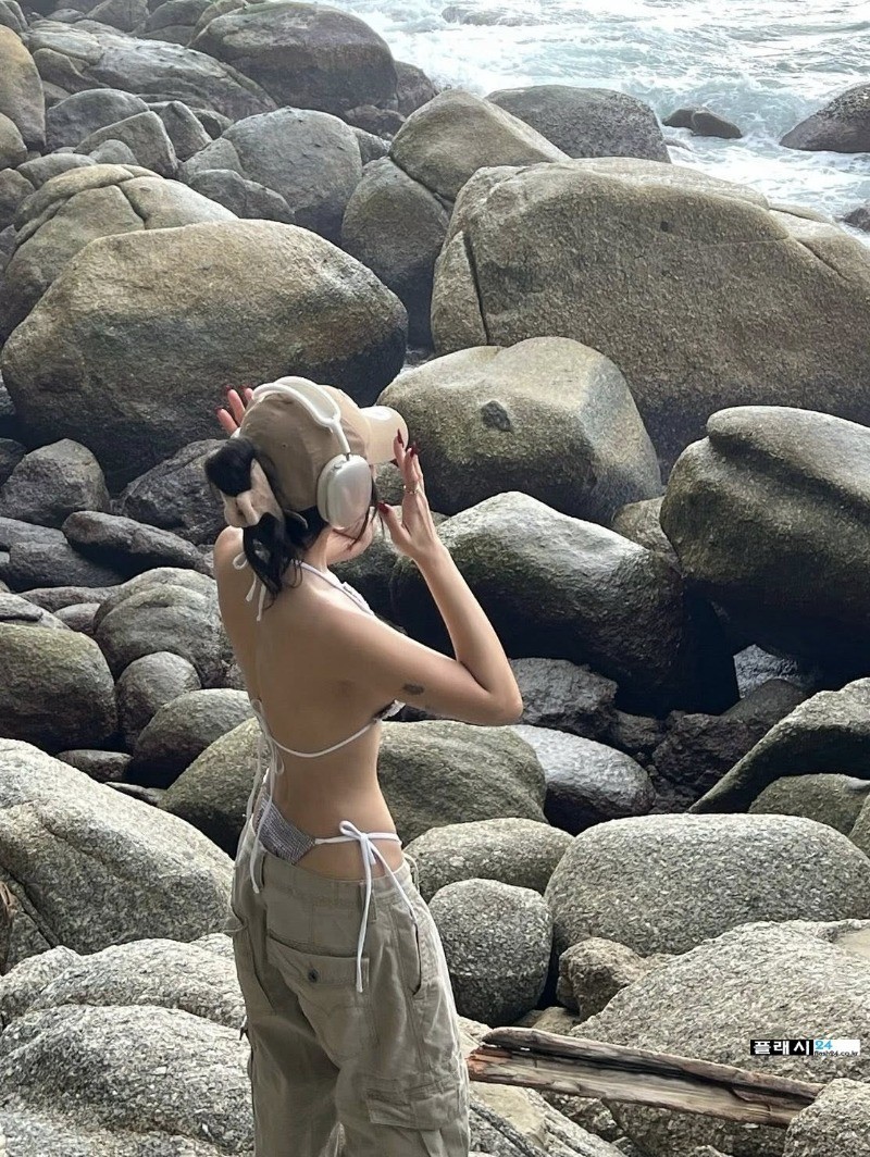 이런 여친 뒤모습은 그냥 내버려두면 안되지-5