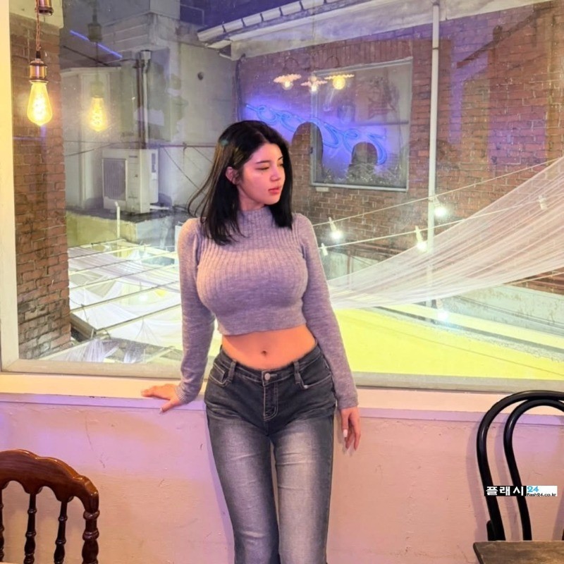 인플루언서 로빈 다르구나-14