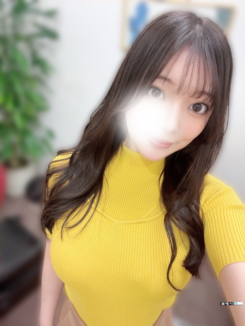 데뷔작부터 남다른 허리 스킬을 보여준 오이카와 리오