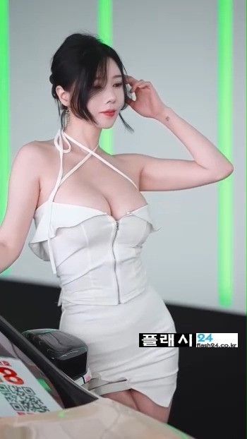 모터쇼 뽀얀 누나 송주아-6