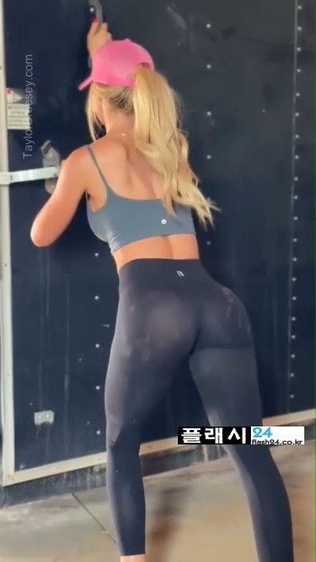 신입 노가다 누나의 옷차림-3