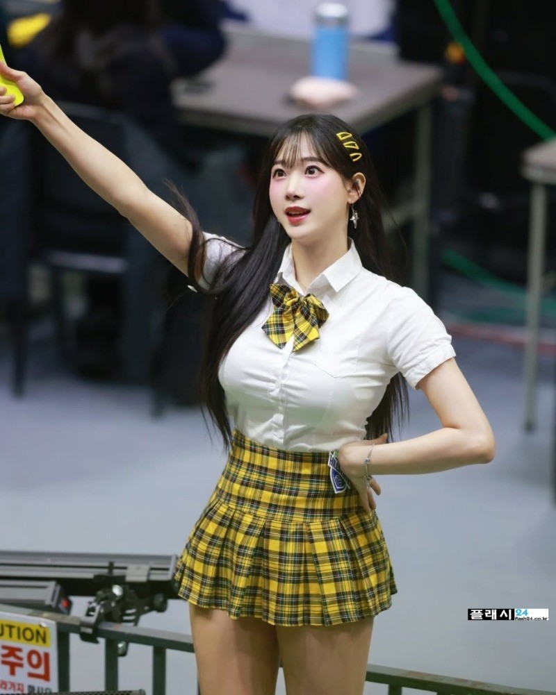 유부녀 된다는 김한나 치어리더-11