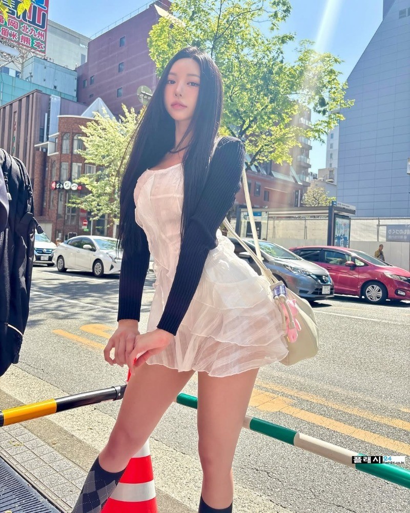 눈빛부터 폭력적인 동그란