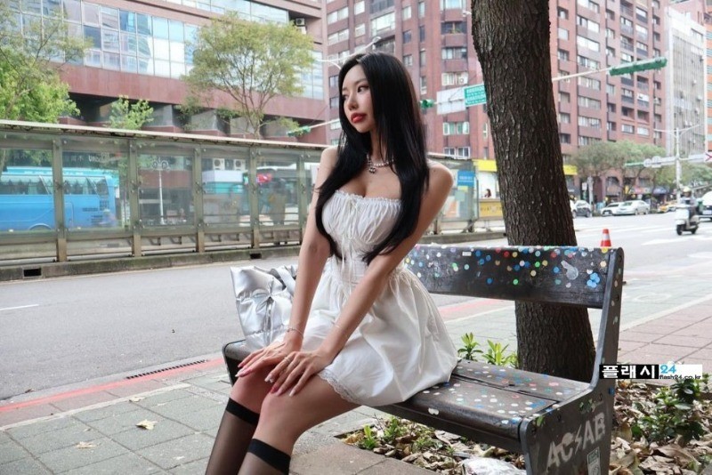 눈빛부터 폭력적인 동그란-12