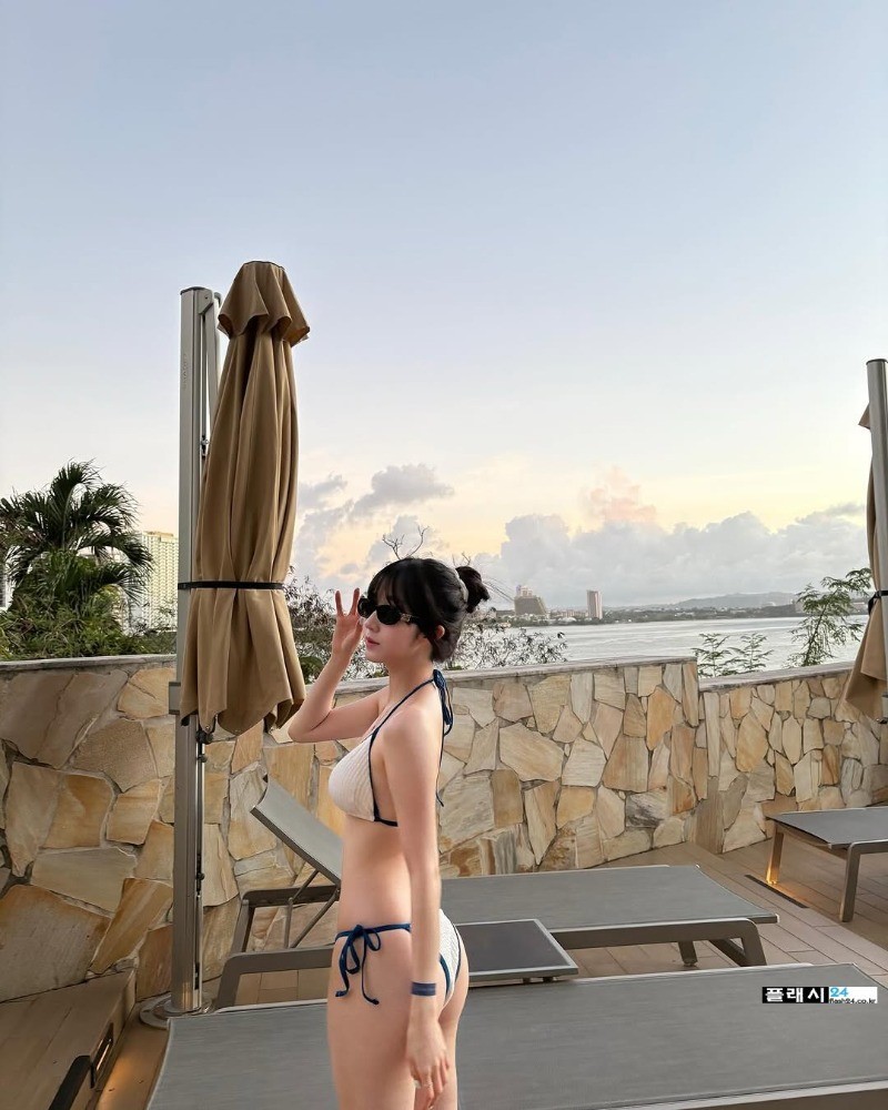 리조트에서 즐길 줄 아는 눈나-5
