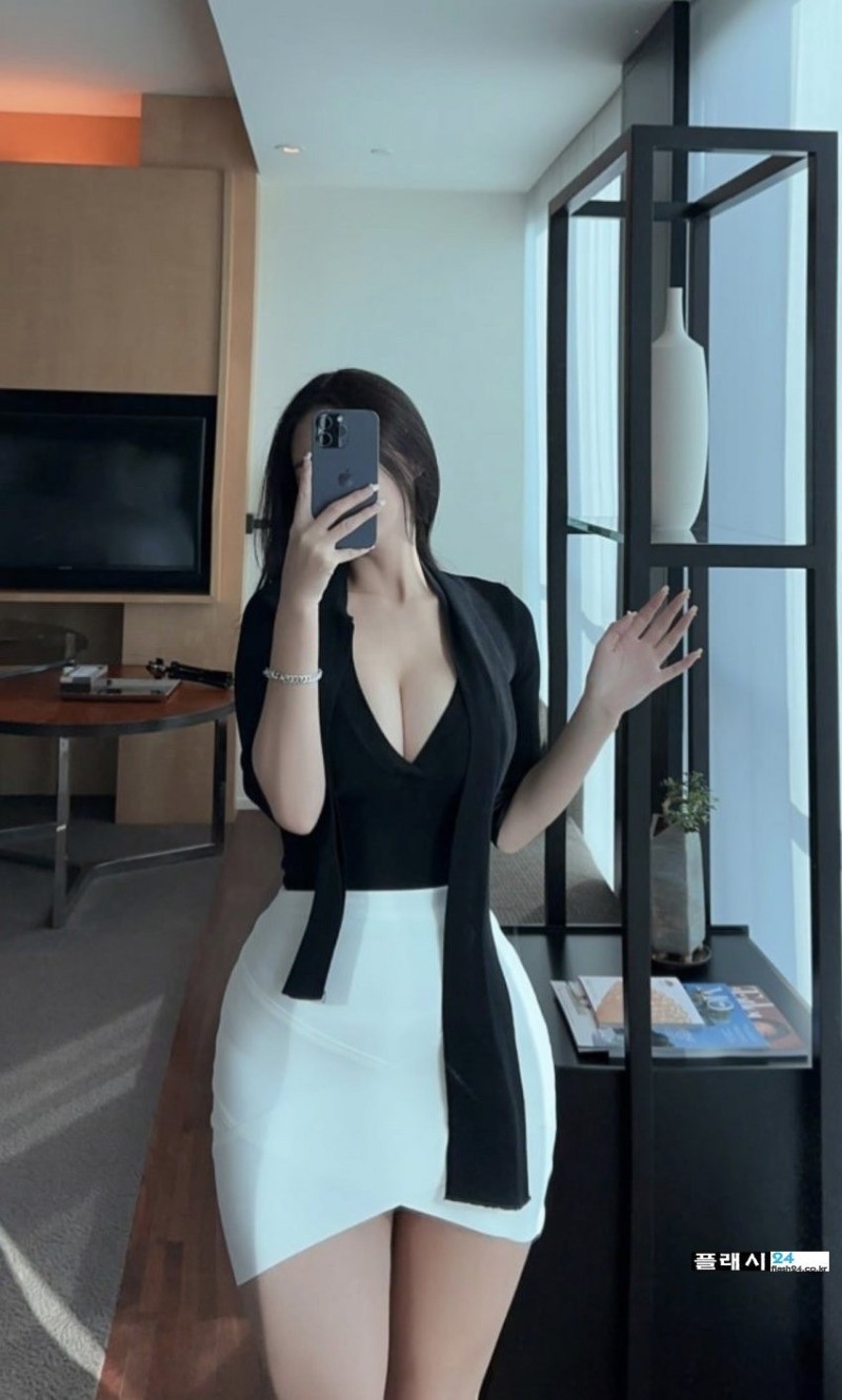 오늘밤이 기대되는 여자친구