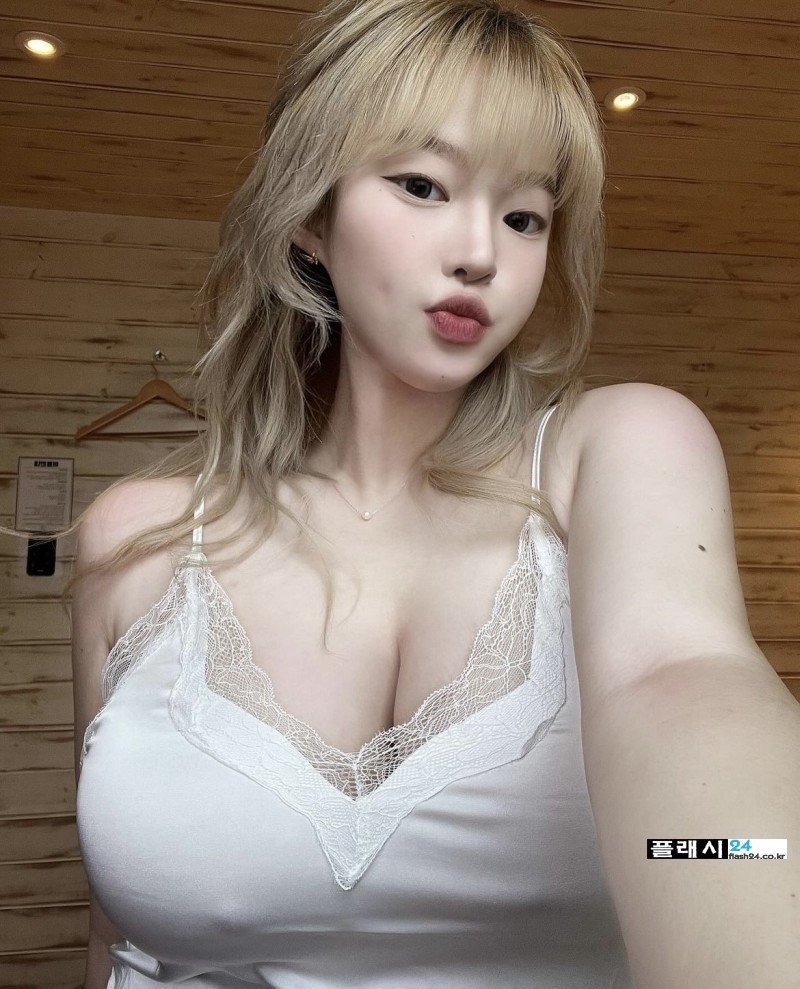 흰피부를 지닌 처자의 매력-6
