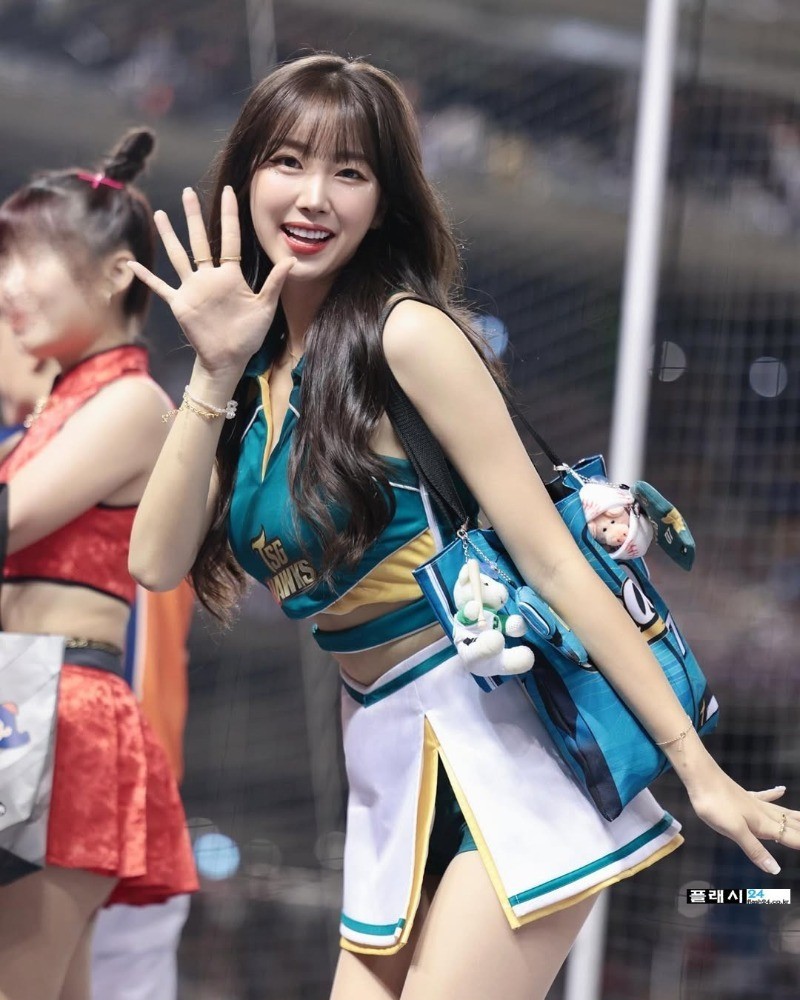 안지현 치어리더 이렇게 입고 런닝머신 타는거야-7