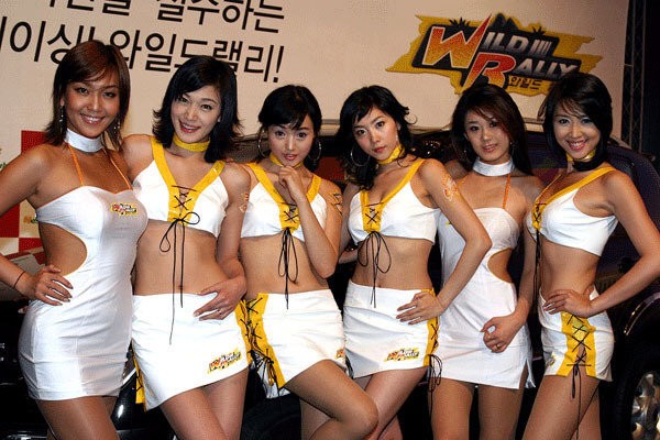 혼자 어나더 클라스였던 레이싱 모델 오윤아