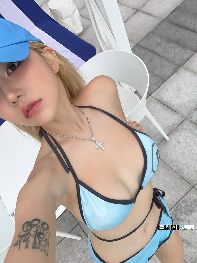 시아지우 처음보는 수영복-6