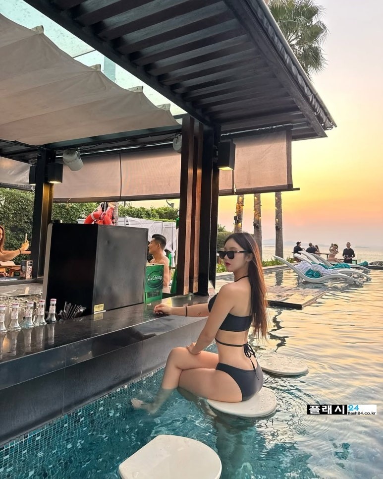 치어리더 이진의 썸머룩-3