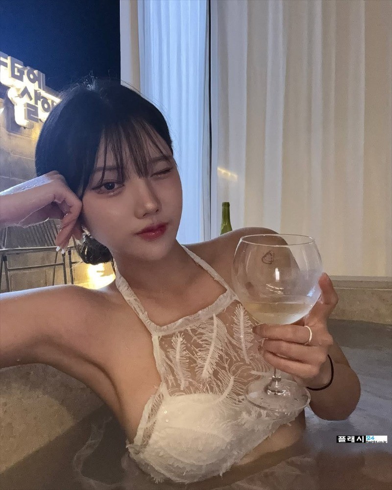 치어리더 이진의 썸머룩-5