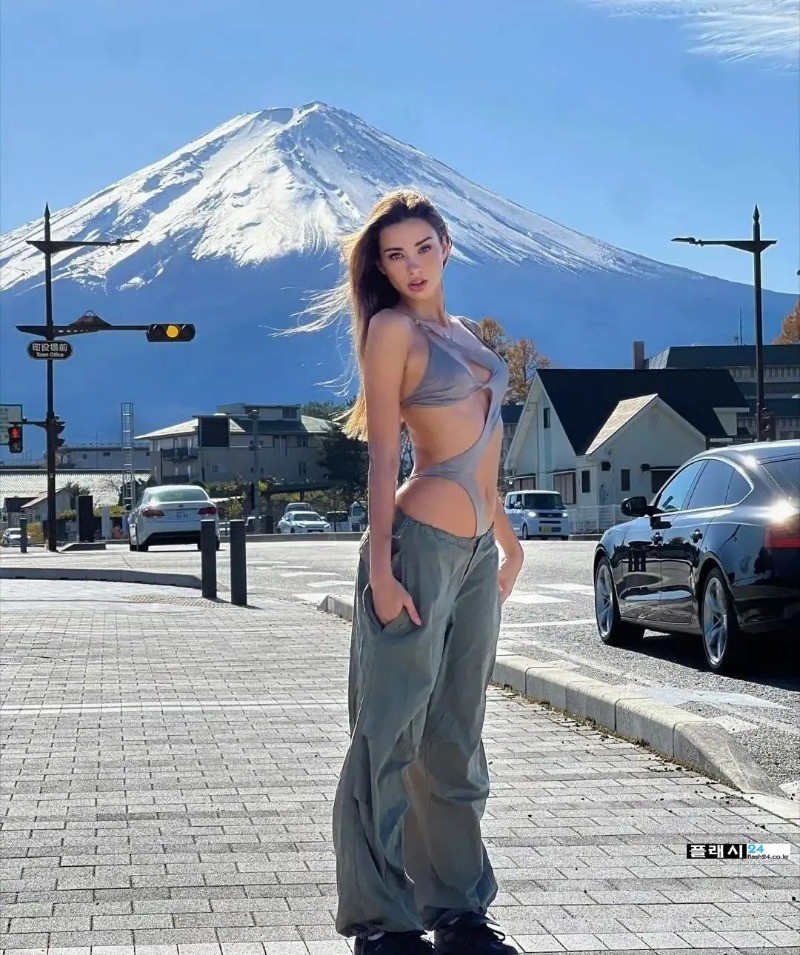 2001년생 170cm 우크라이나 모델 누나-5