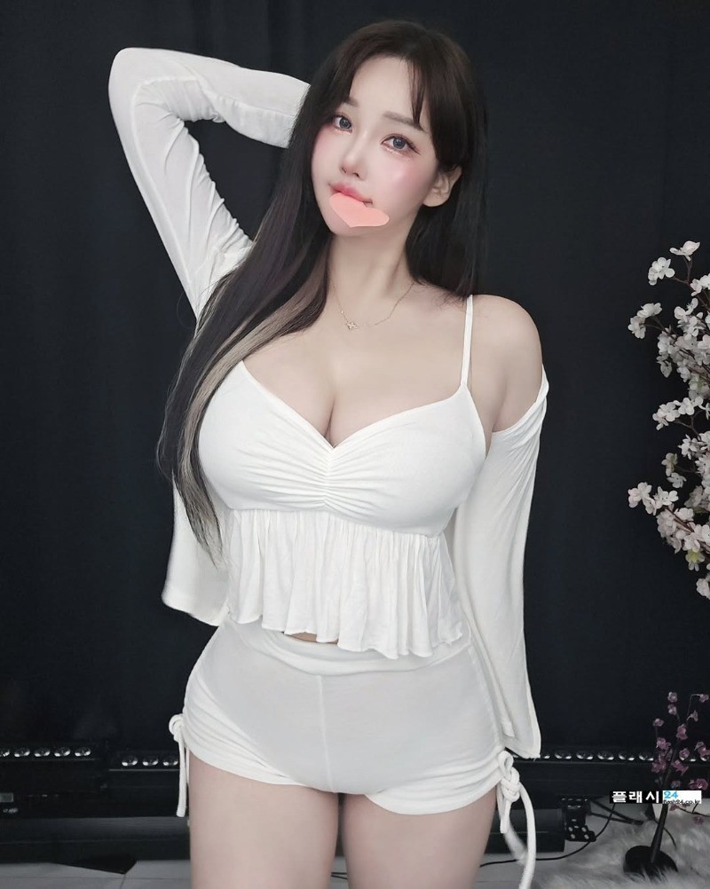 워터밤에 꼭 필요한 시은-3