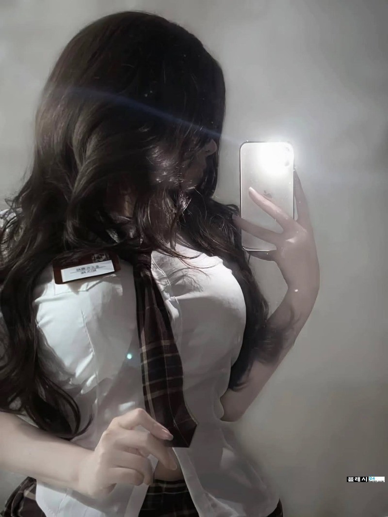 여대생 청바지녀 다른 모습-4