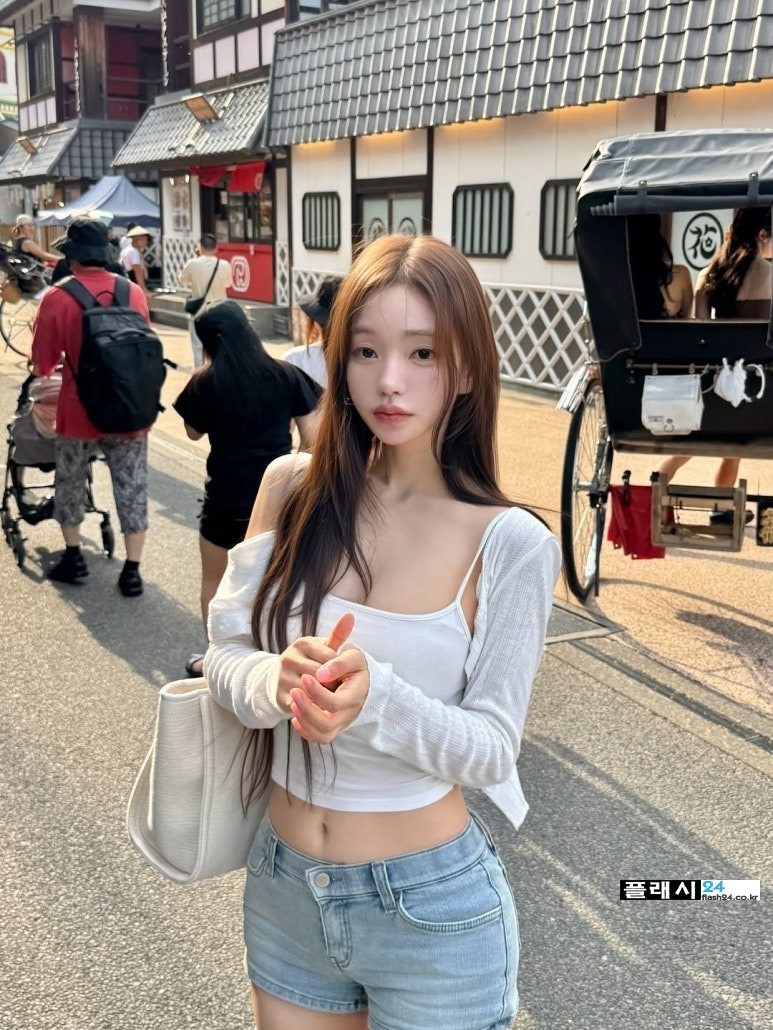몸매가 열일하는 김도연 끈 슬림