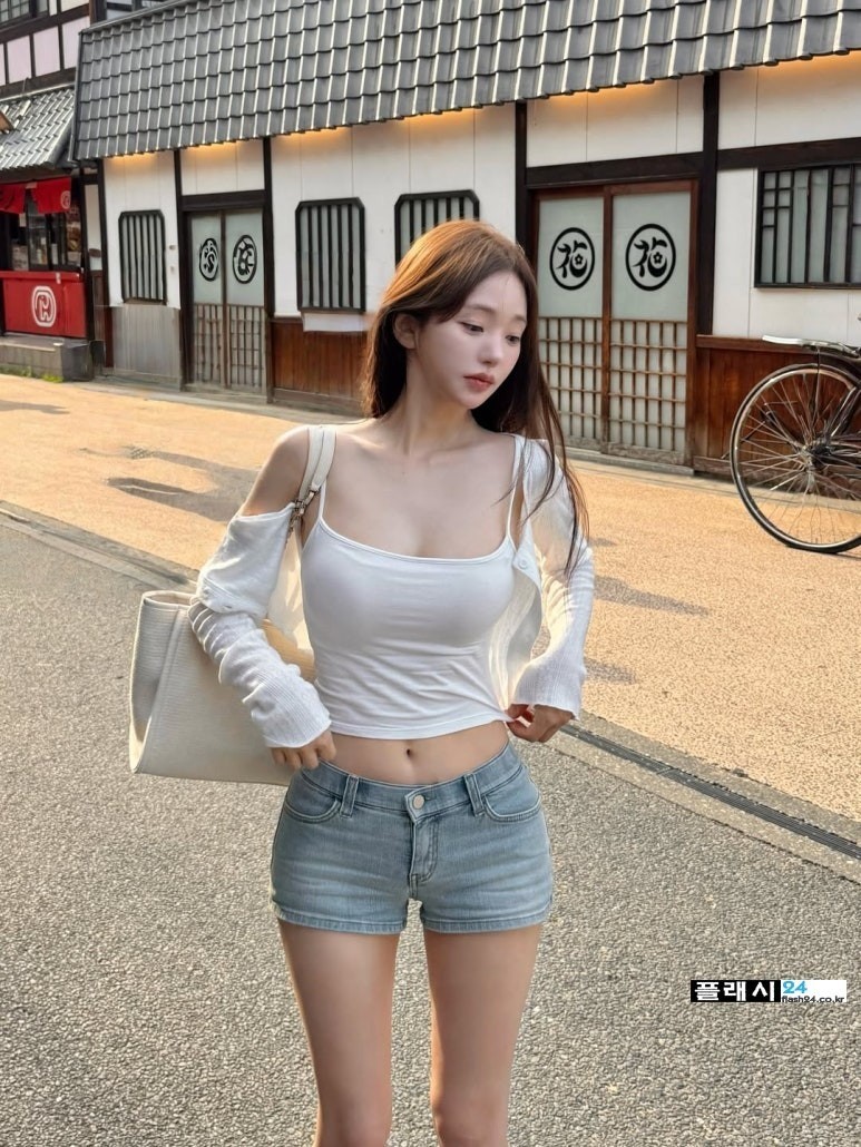 몸매가 열일하는 김도연 끈 슬림-3