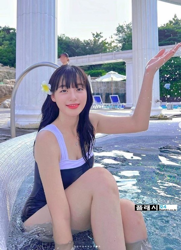 수영복을 입어도 건강한 치어리더 하지원