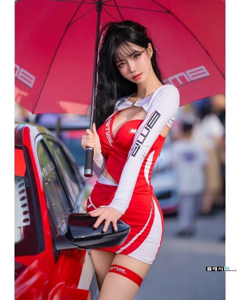 레이싱모델 민한나 인스타는 볼게 많음-5