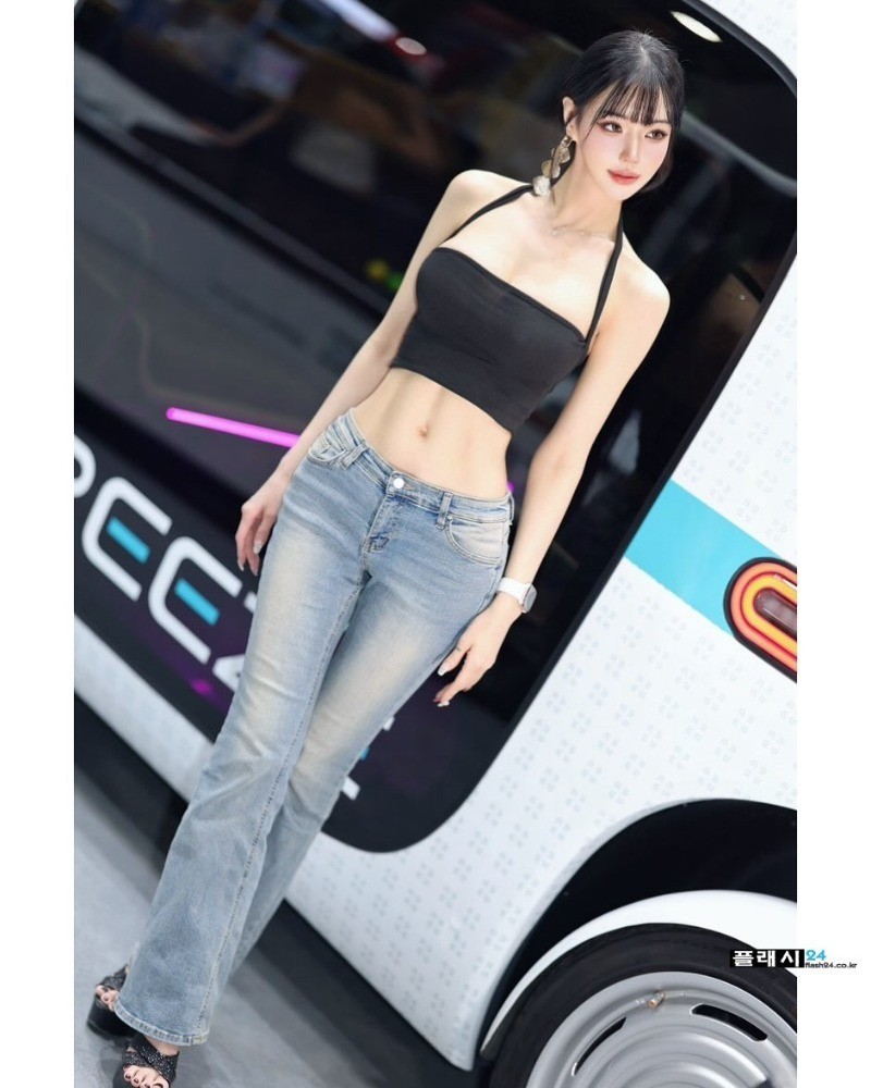 레이싱모델 민한나 인스타는 볼게 많음-12
