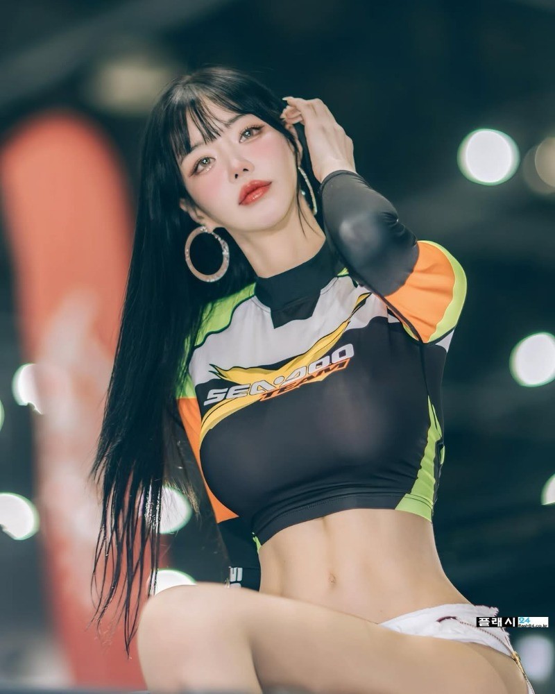 레이싱모델 민한나 인스타는 볼게 많음-15