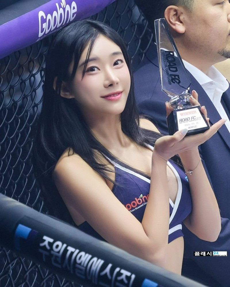 요가하는 신입 로드걸 정주희-17