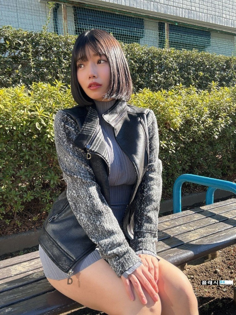 코코노이 스나오 너 하는 짓이 야하구나-8