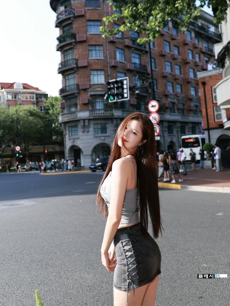 미모의 유부녀 치어리더 김해리-12