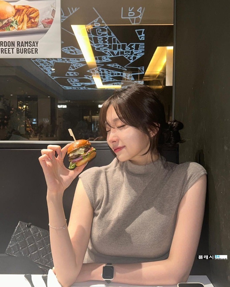 여자친구가 그렇게 사랑스러워 보일때-2
