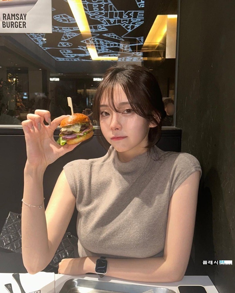 여자친구가 그렇게 사랑스러워 보일때-4