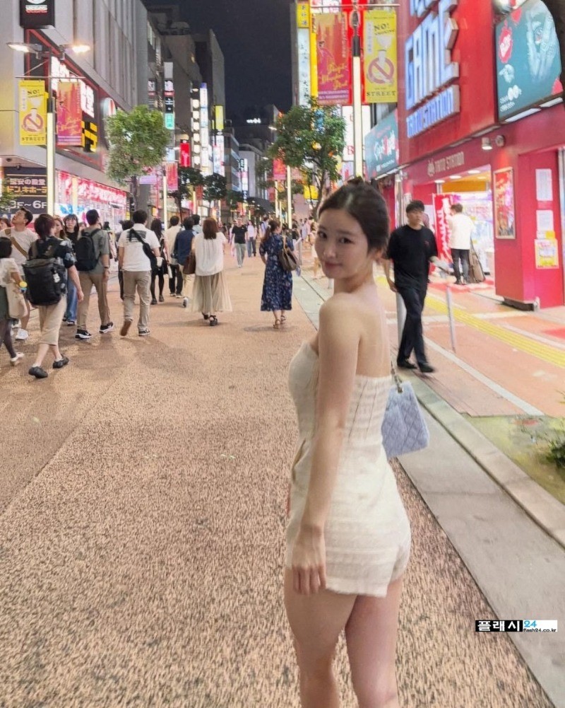 노력 많이하는 김나정-9