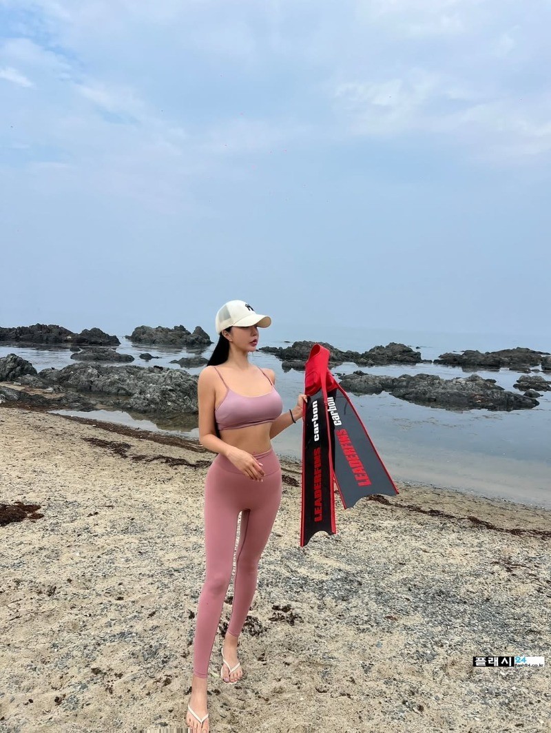워터밤의 그녀 최인혜 인스타-8