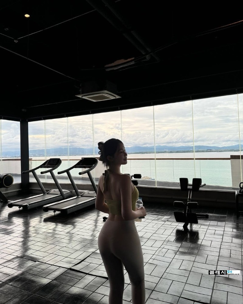 데이트는 이런 누나랑 해야죠-2