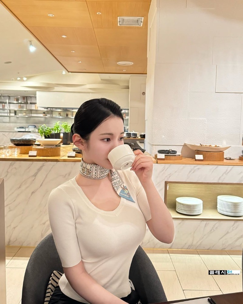 데이트는 이런 누나랑 해야죠-10