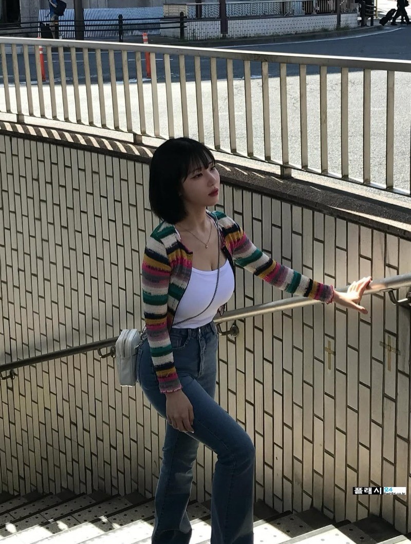 안아랑 부담스러운 옷차림-4
