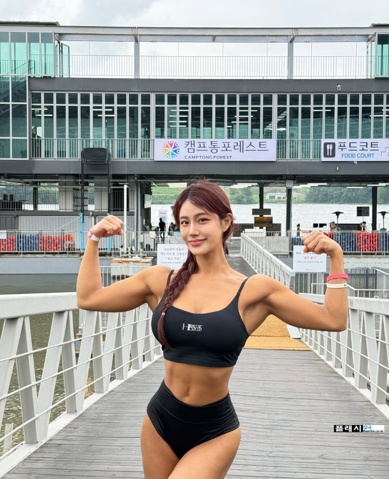 피트니스 모델 유혜지 건강한데