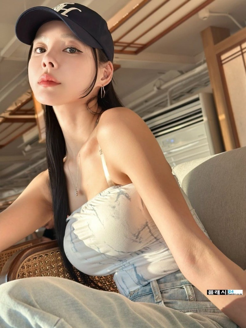 2025 슈퍼레이스 레이싱모델 제바 일상-10