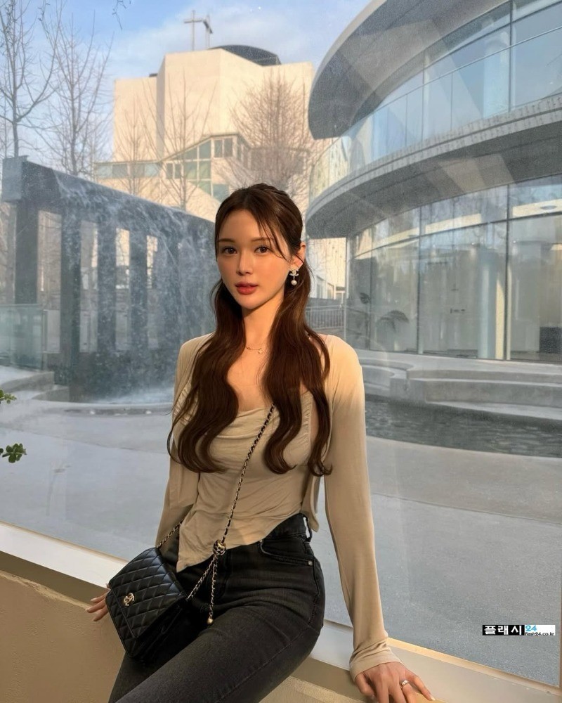 선화 너 누구랑 그렇게 놀러 다니는 거야-4