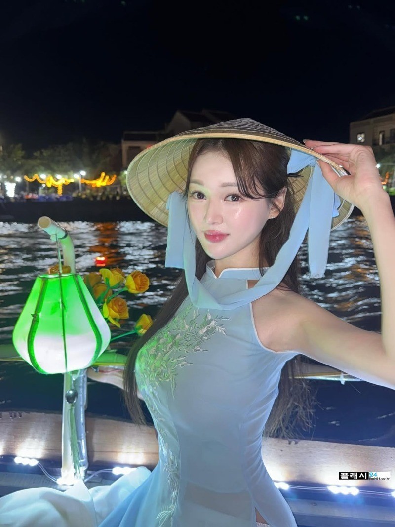 선화 너 누구랑 그렇게 놀러 다니는 거야-9